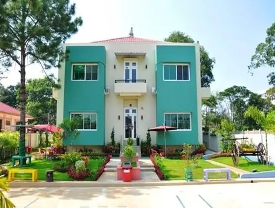 Royal Green Hotel