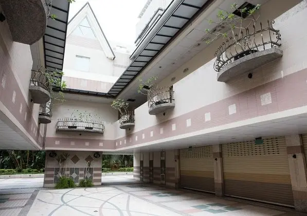 Royal Group Motel Chien Kuo Branch - İç Mekan