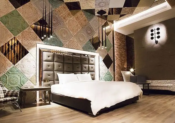 Royal Group Motel Feng Shan Branch - Oda