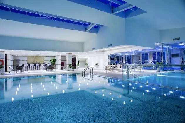 Royal Halong Hotel - Havuz