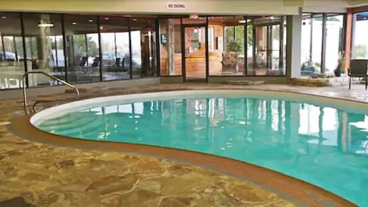 Royal Harbour Resort - Havuz