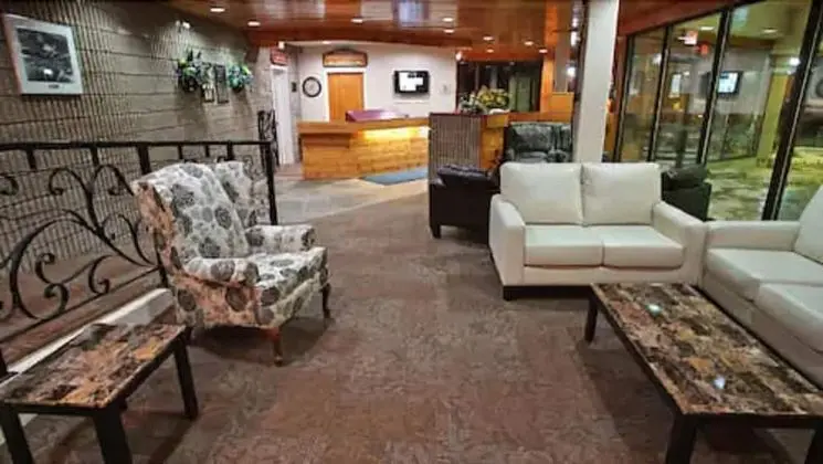 Royal Harbour Resort - Lobi