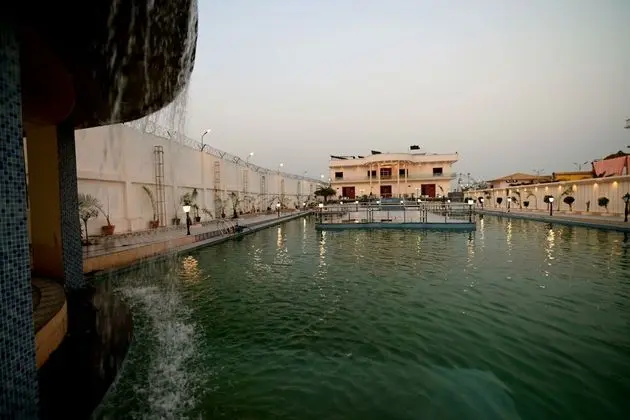 Royal Heritage Hotel & Resort - Havuz