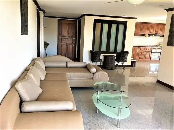 Royal Hill Resort Pattaya Corner Condo With sea Pool Views