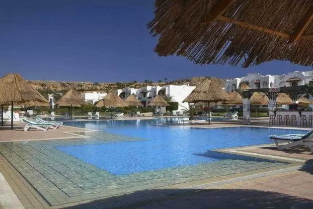 Royal Holiday Beach Resort & Casino (EX Sonesta Be