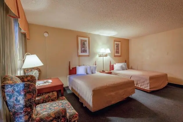 Royal Holiday Motel