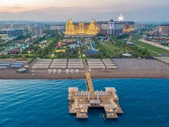 Royal Holiday Palace - 1