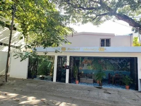 Royal Honey Hostel - 1