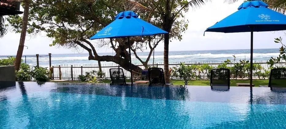 Royal Indigo Villa - Havuz