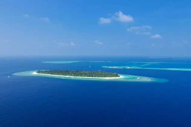 Royal Island Resort & Spa