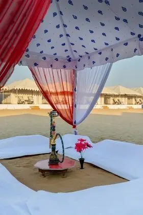 Royal Jaisalmer Resort with Swimming Pool - Dış Mekan