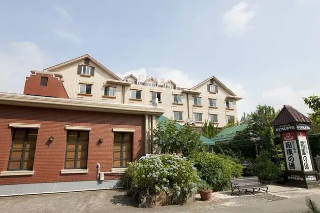 Royal Hotel Kawaguchiko - Hostel - Dış Mekan