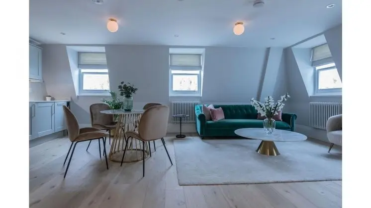 Royal Kensington in Cromwell Road - Öne Çıkan Resim