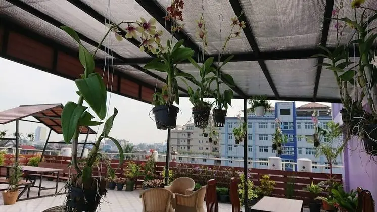 Royal Khattar Hotel