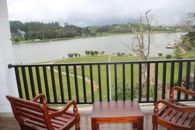 Royal Lake Hotel