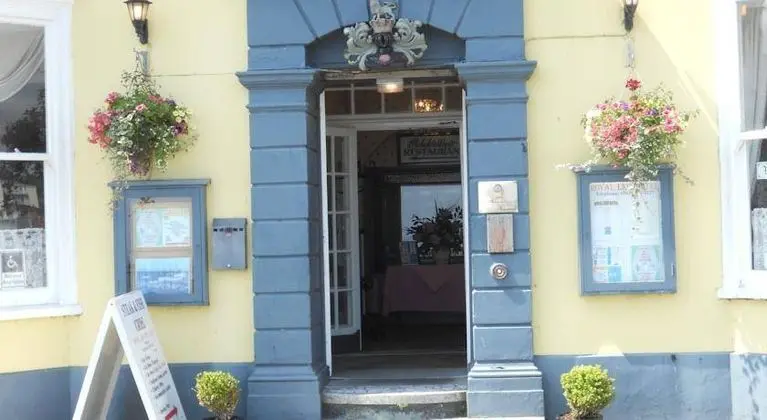Royal Lion Hotel