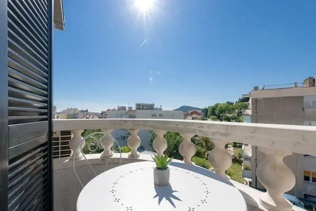 Royal Luxury Apartments