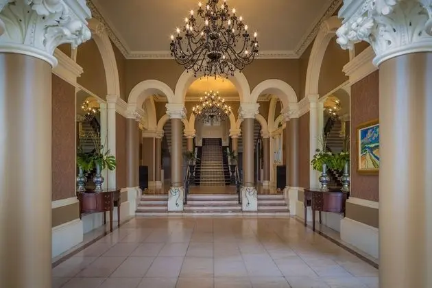 The Royal Marine Hotel - Lobi