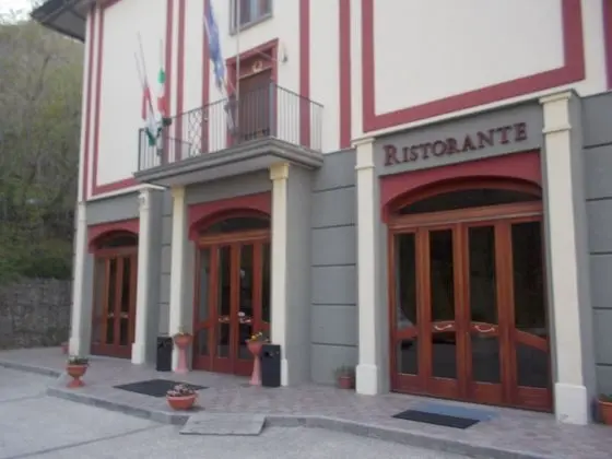 Royal Hotel Montevergine - Dış Mekan