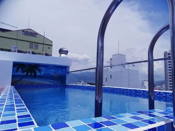 Royal Hotel Nha Trang - Havuz
