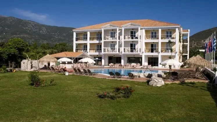 Royal Nidri Hotel & Apartments - Yerinde Yemek