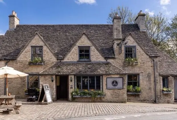 The Royal Oak Tetbury - Dış Mekan