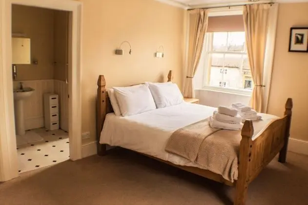 The Royal Oak Hotel