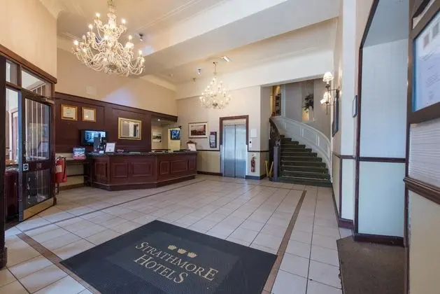 The Royal Hotel - Lobi