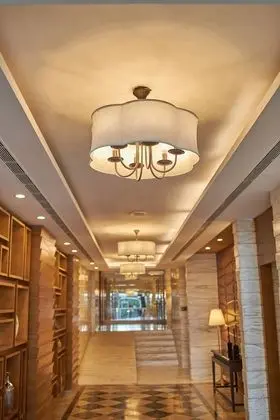 Royal Orchid Central Grazia - Lobi