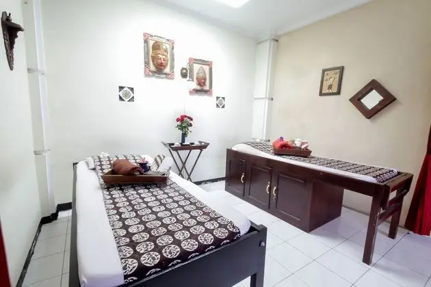Royal Orchids Garden Hotel & Condominiums - Oda