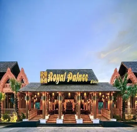 Royal Palace Hotel