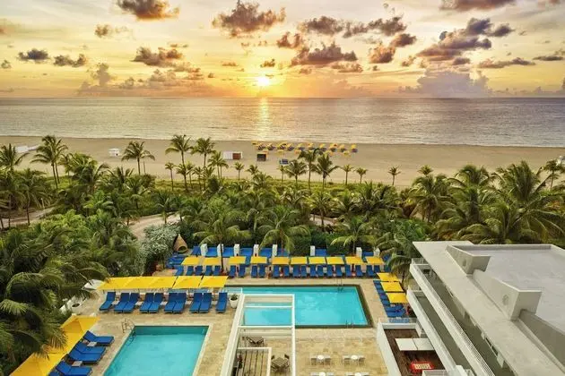 Royal Palm South Beach Miami, a Tribute Portfolio Resort - Havuz