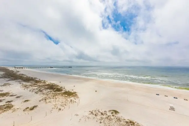 Royal Palms 702: Direct Gulf View 1 BR 2 BA, Sleeps 6 - Plaj