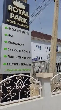 Royal Park Hotel and Suites - Dış Mekan