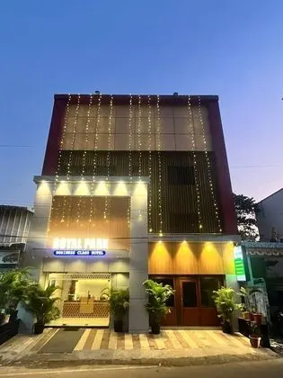 HOTEL ROYAL PARK