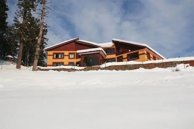 Royal Park Hotel