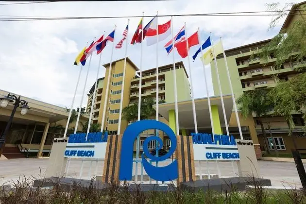 Royal Phala Cliff Beach Resort and Spa - Dış Mekan