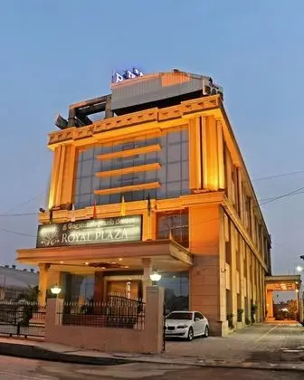 The Hotel Royal Plaza