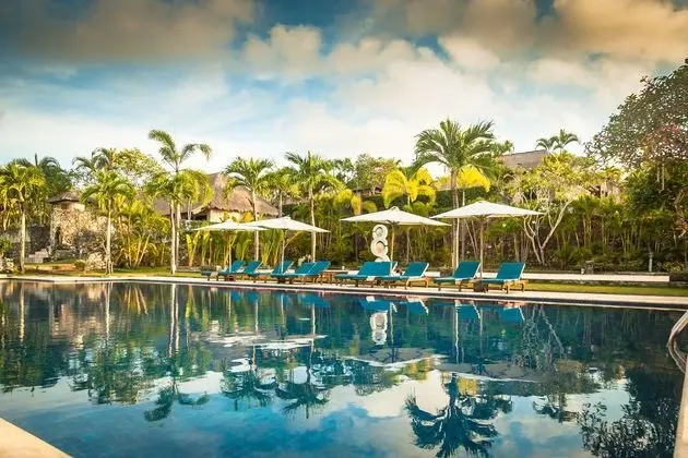 Royal Pool Villa Club