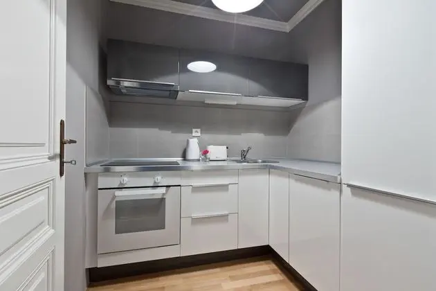Royal Prague City Apartments - Mutfak