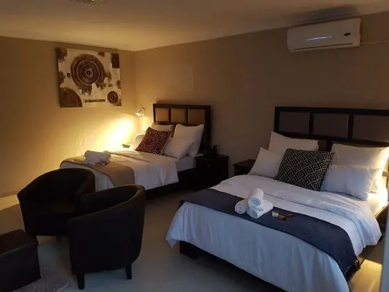 The Royal Prime Guest Lodge - Oda