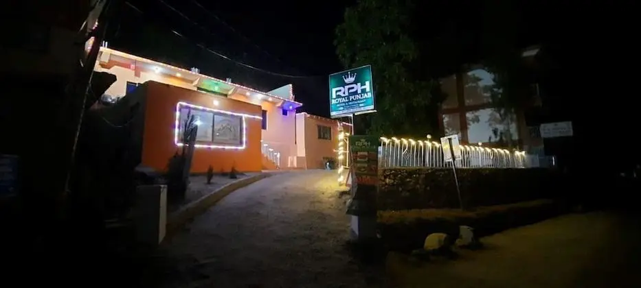 Royal Punjab Hunza Hotel And Restaurant