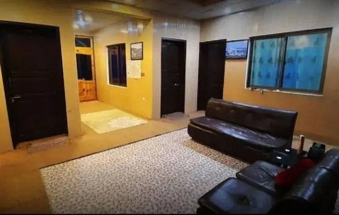 Royal Punjab Hunza Hotel And Restaurant - Lobi