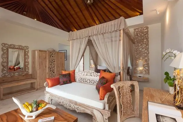 The Royal Purnama Art Suites & Villas - Oda