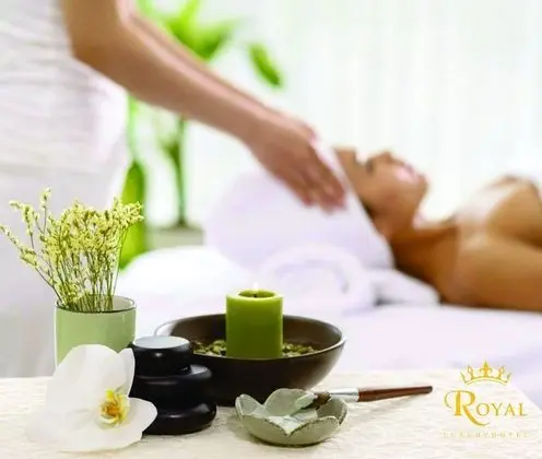 Royal Quang Binh Hotel - Spa