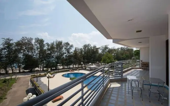 The Royal Rayong by Nun