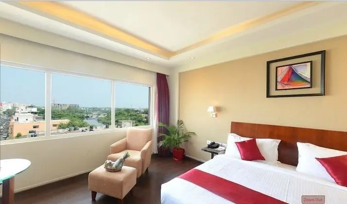 Royal Regency Lifotel by Crossway - Oda