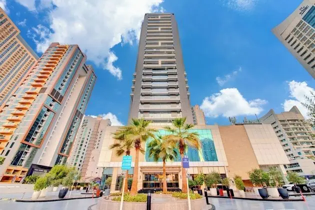 Royal Regency Suites - Dış Mekan