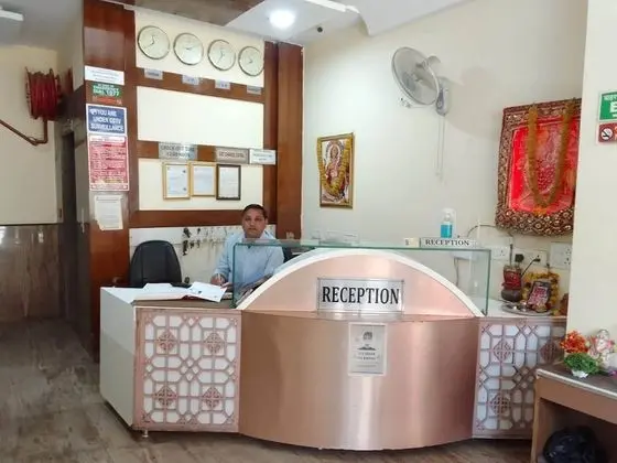 Hotel Royal Residency - New Delhi Railway Station - Dış Mekan