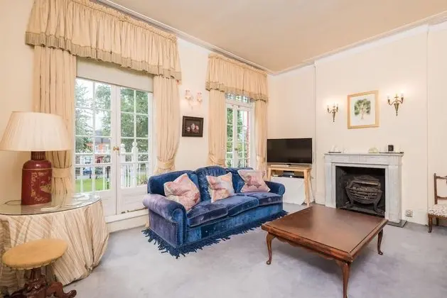 Royal Richmond Family Home by Kew Gardens - Öne Çıkan Resim